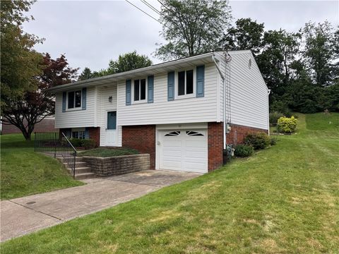 Photo of 111 Treeview Dr, Coraopolis, PA 15108 (MLS # 1744496)