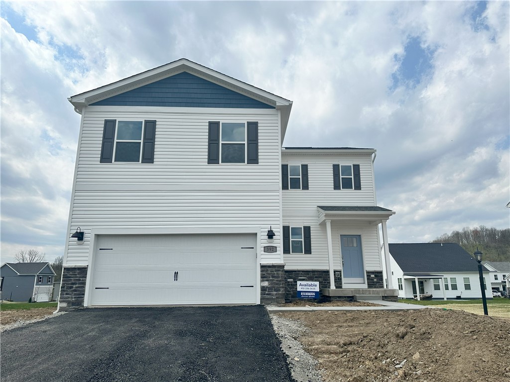 392 Dana Drive, New Stanton, Pennsylvania image 1