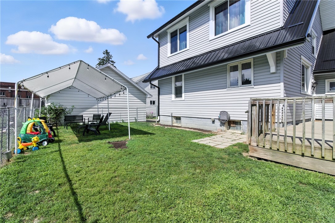 327 Mendenhall Ave