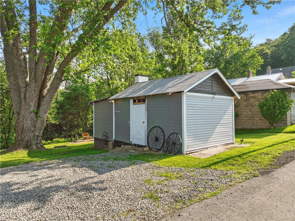3009 33rd St.