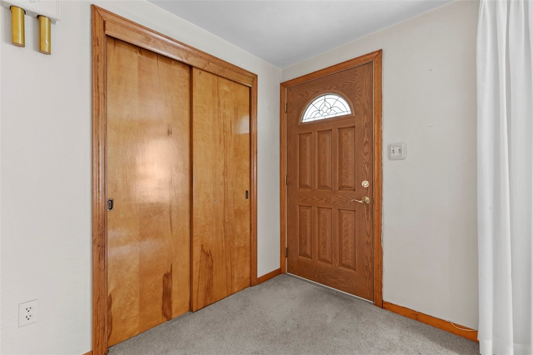 527 Glenrock Dr Dr, Bethel Park, Pennsylvania image 5