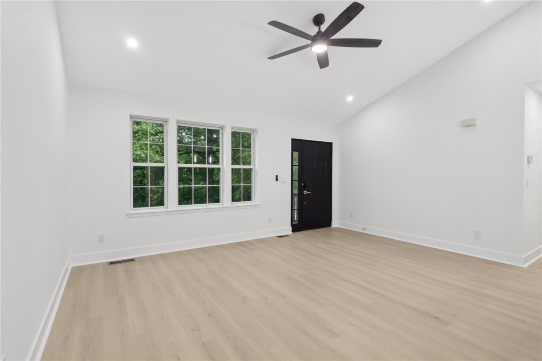 219 Randy Ln
