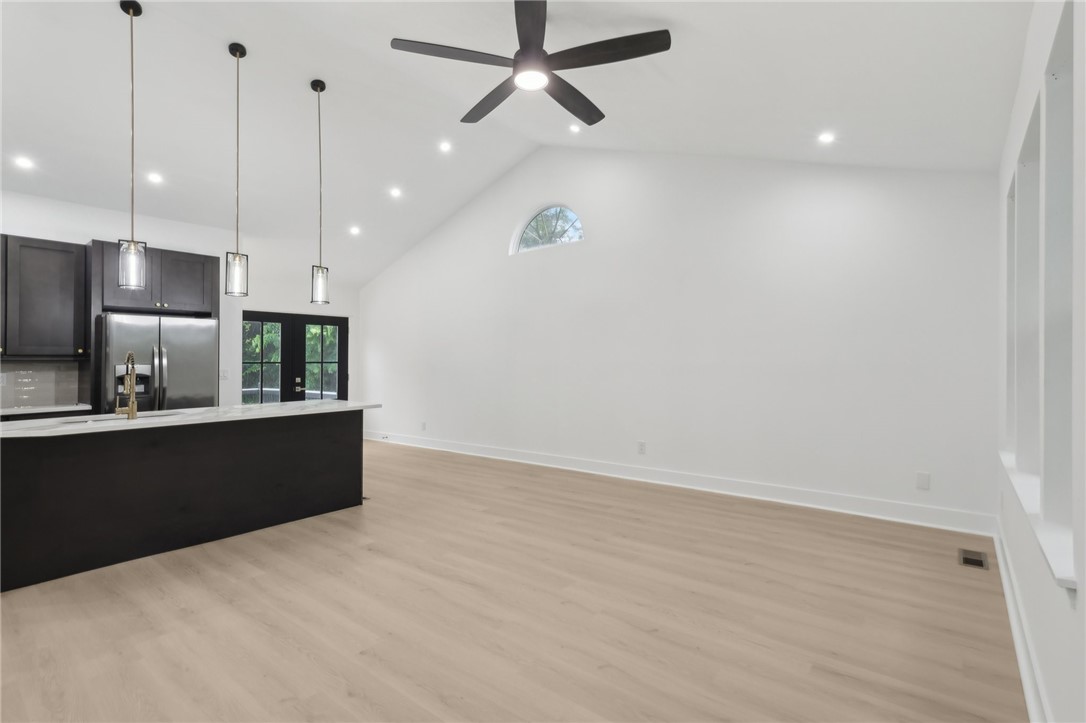 219 Randy Ln