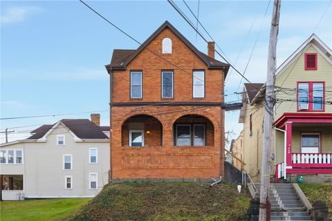 Photo of 342 E 11th Ave, Homestead, PA 15120 (MLS # 1735835)