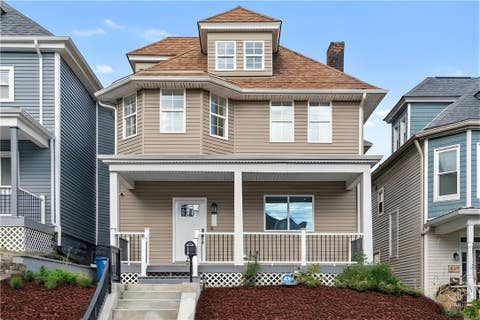 Photo for 445 N School St