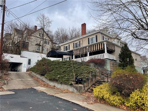 Photo of 701 Thompson Ave, Donora, PA 15033 (MLS # 1733407)