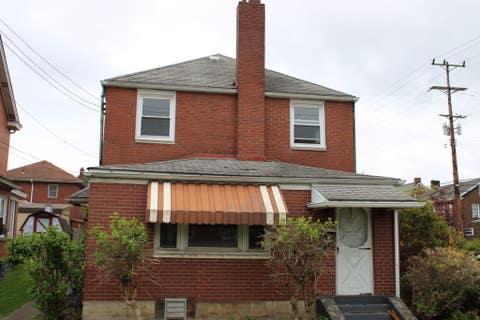 Homes For Sale - 825 Liberty St St<br/> Duquesne, PA 15110