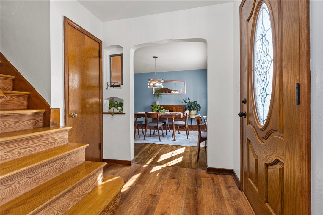 Ross Twp, Pennsylvania 15237, United States, 3 Bedrooms Bedrooms, ,3 BathroomsBathrooms,Residential,Contingent,207270