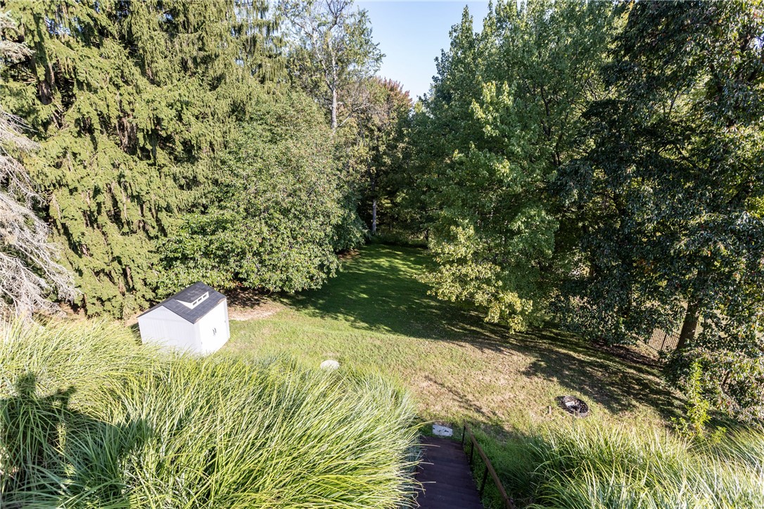 Ross Twp, Pennsylvania 15237, United States, 3 Bedrooms Bedrooms, ,3 BathroomsBathrooms,Residential,Contingent,207270