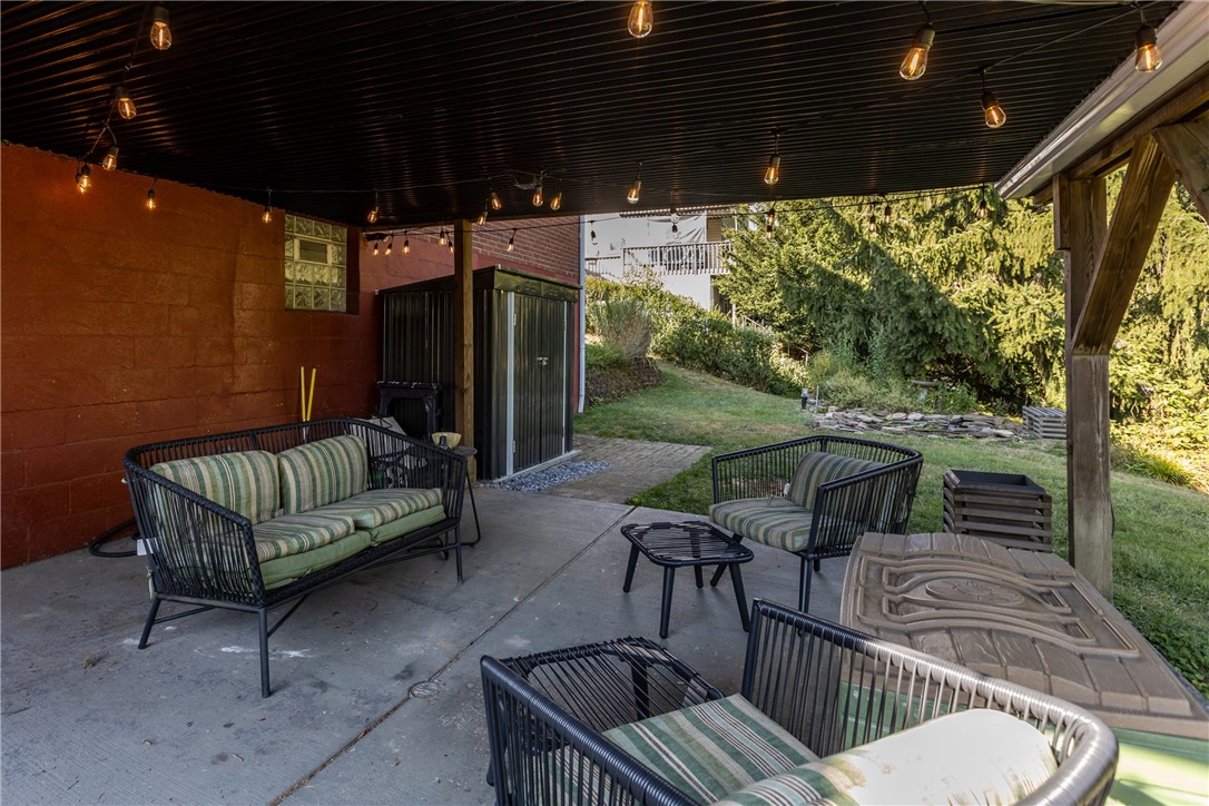 Ross Twp, Pennsylvania 15237, United States, 3 Bedrooms Bedrooms, ,3 BathroomsBathrooms,Residential,Contingent,207270