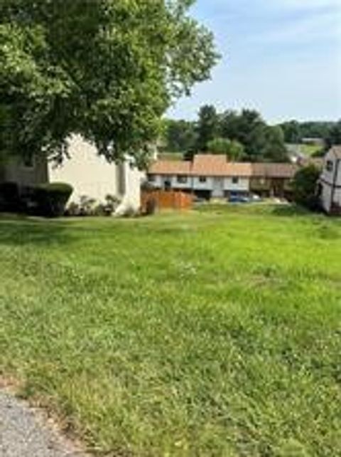 0 Sassafra N Franklin Twp PA 15301