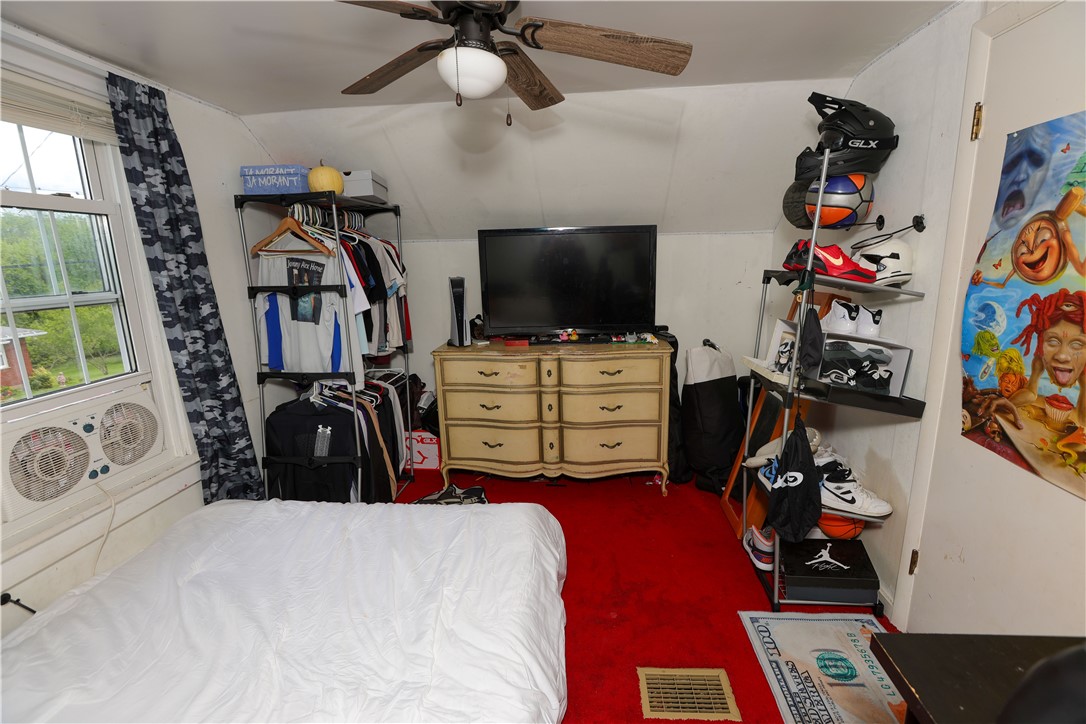 1019 Boulder St, California, Pennsylvania image 22