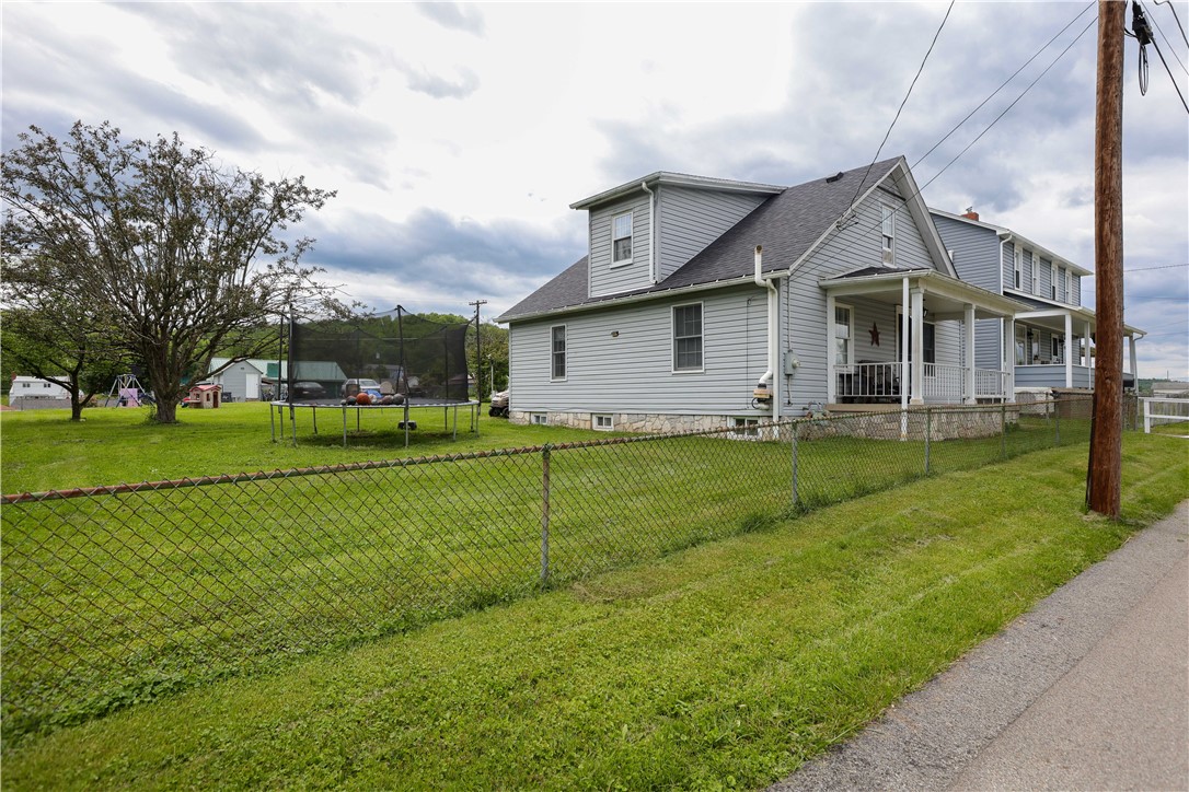 1019 Boulder St, California, Pennsylvania image 3