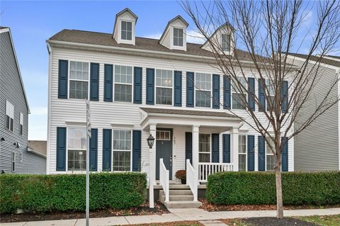 Photo of 307 Harlequin Street, Cranberry Twp, PA 16066 (MLS # 1735512)