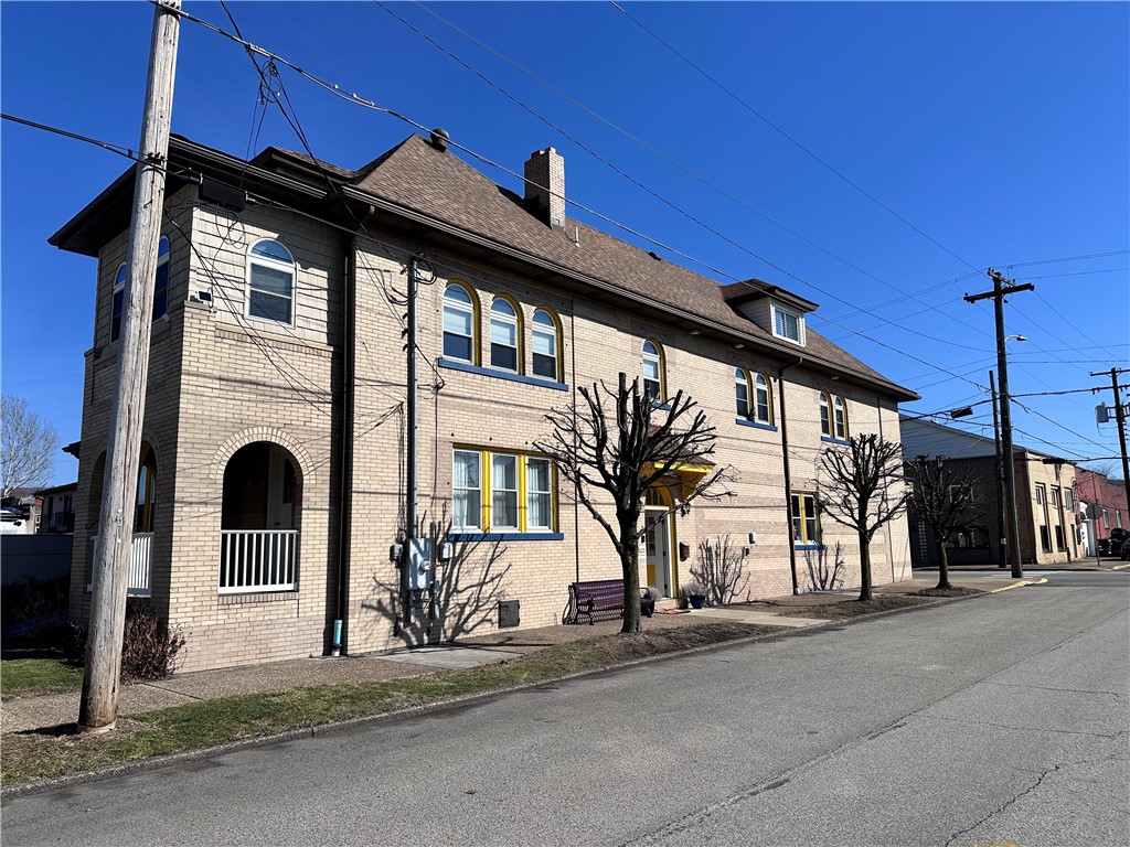 Connellsville, Pennsylvania 15425, United States, ,Commercial,Active,93811
