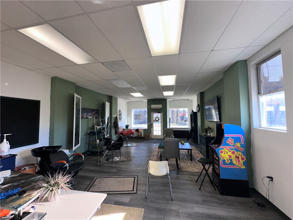 Connellsville, Pennsylvania 15425, United States, ,Commercial,Active,93811
