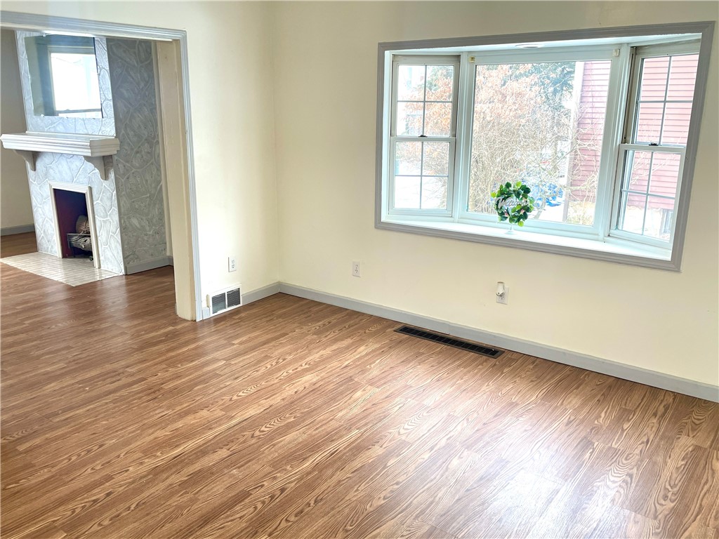 City Of But NE, Pennsylvania 16001, United States, 5 Bedrooms Bedrooms, ,2 BathroomsBathrooms,Residential,Contingent,1148