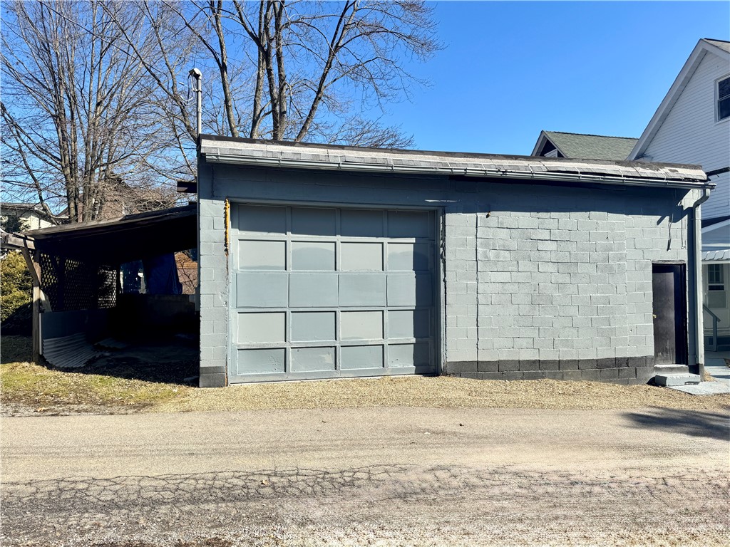 City Of But NE, Pennsylvania 16001, United States, 5 Bedrooms Bedrooms, ,2 BathroomsBathrooms,Residential,Contingent,1148