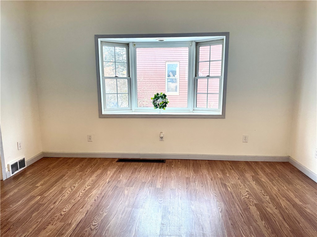 City Of But NE, Pennsylvania 16001, United States, 5 Bedrooms Bedrooms, ,2 BathroomsBathrooms,Residential,Contingent,1148