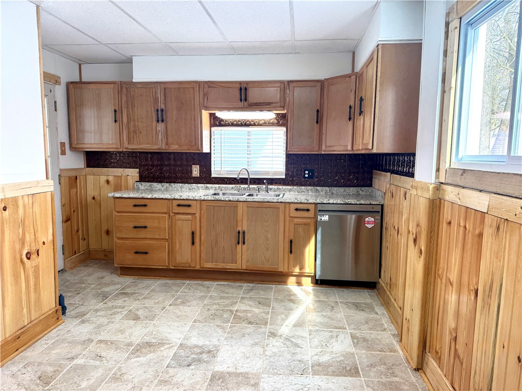 City Of But NE, Pennsylvania 16001, United States, 5 Bedrooms Bedrooms, ,2 BathroomsBathrooms,Residential,Contingent,1148