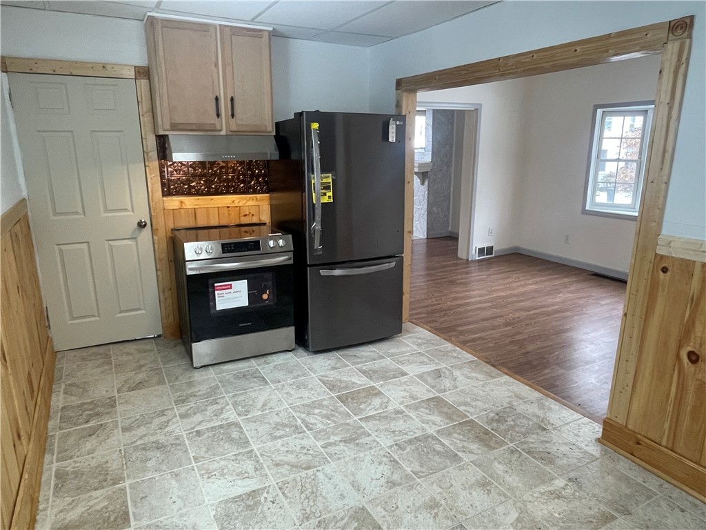 City Of But NE, Pennsylvania 16001, United States, 5 Bedrooms Bedrooms, ,2 BathroomsBathrooms,Residential,Contingent,1148