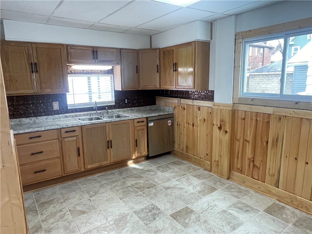 City Of But NE, Pennsylvania 16001, United States, 5 Bedrooms Bedrooms, ,2 BathroomsBathrooms,Residential,Contingent,1148