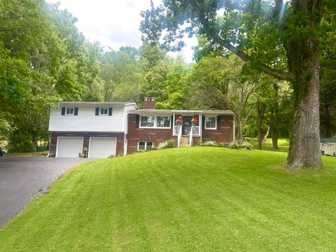 Photo of 652 River Rd, Greenville, PA 16125 (MLS # 1762528)