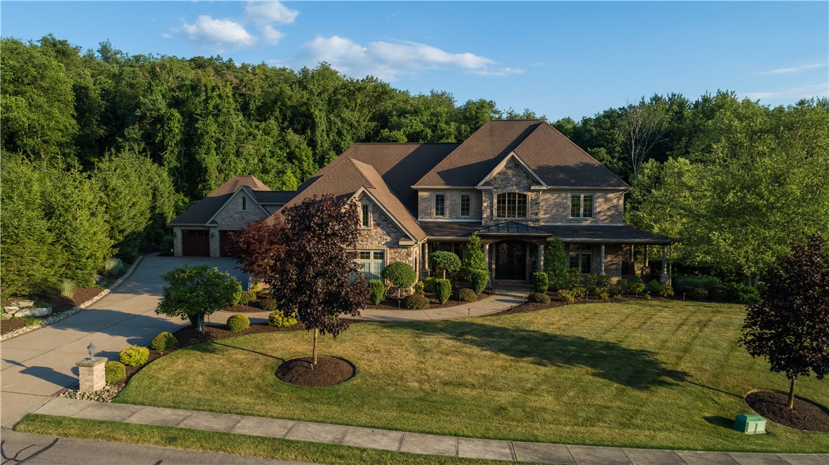 3005 Whispering Creek Dr