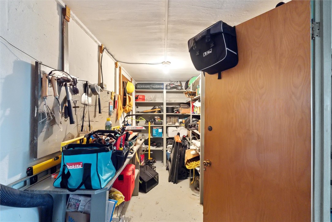 953 Jill Dr Dr, Whitehall, Pennsylvania image 39