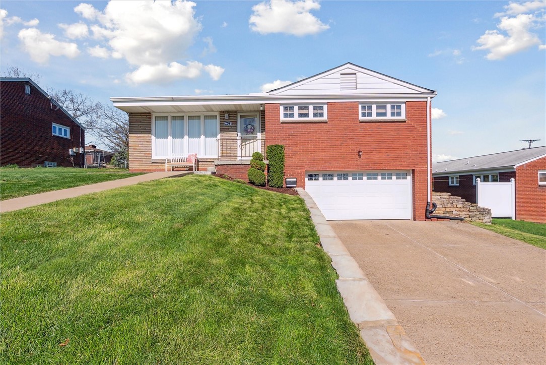 953 Jill Dr Dr, Whitehall, Pennsylvania image 1