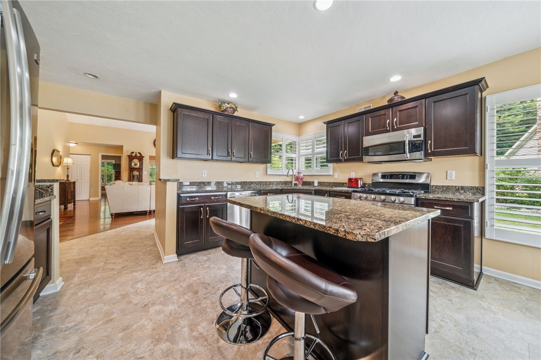 Unity Twp, Pennsylvania 15601, United States, 2 Bedrooms Bedrooms, ,2 BathroomsBathrooms,Residential,Pending,184049