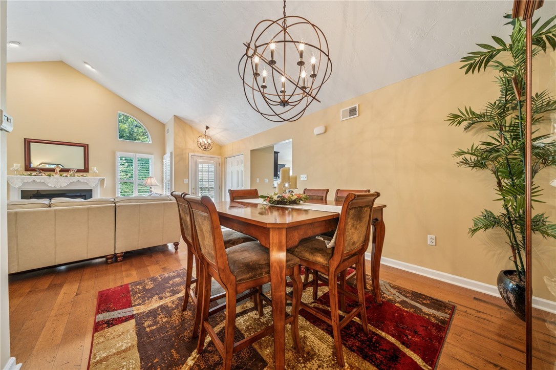 Unity Twp, Pennsylvania 15601, United States, 2 Bedrooms Bedrooms, ,2 BathroomsBathrooms,Residential,Pending,184049