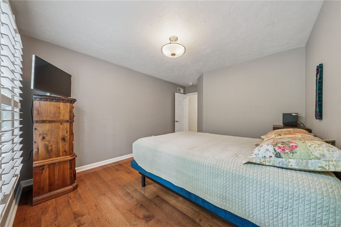 Unity Twp, Pennsylvania 15601, United States, 2 Bedrooms Bedrooms, ,2 BathroomsBathrooms,Residential,Pending,184049