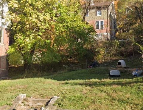 Photo of 7239 Mount Vernon Street, Pittsburgh, PA 15208 (MLS # 1731786)
