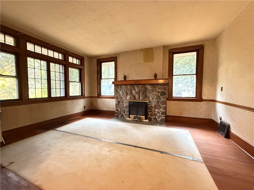 Pymatuning Twp, Pennsylvania 16154, United States, 4 Bedrooms Bedrooms, ,2 BathroomsBathrooms,Residential,Active,241796