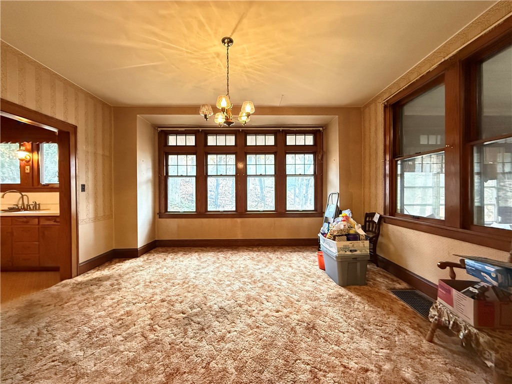 Pymatuning Twp, Pennsylvania 16154, United States, 4 Bedrooms Bedrooms, ,2 BathroomsBathrooms,Residential,Active,241796