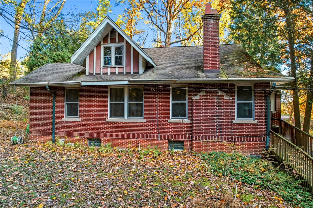 Pymatuning Twp, Pennsylvania 16154, United States, 4 Bedrooms Bedrooms, ,2 BathroomsBathrooms,Residential,Active,241796