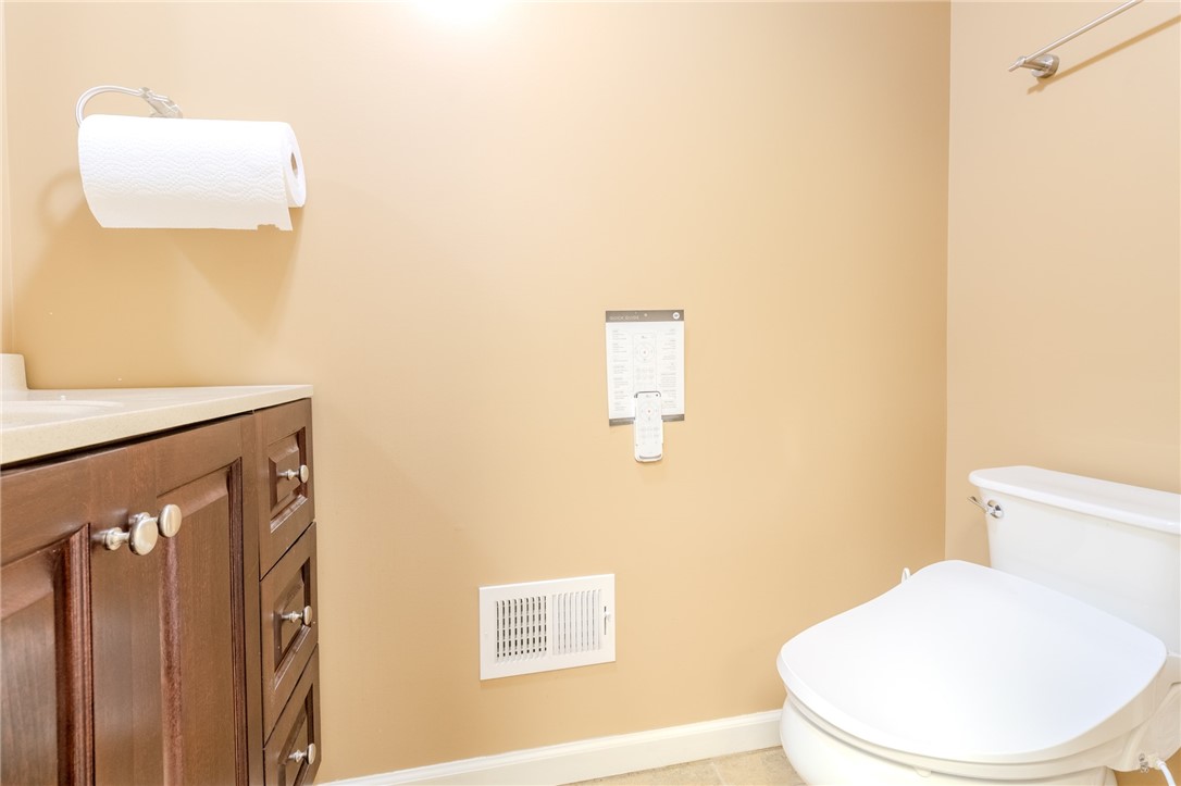 E Pittsburgh, Pennsylvania 15112, United States, ,Commercial,Active,256666