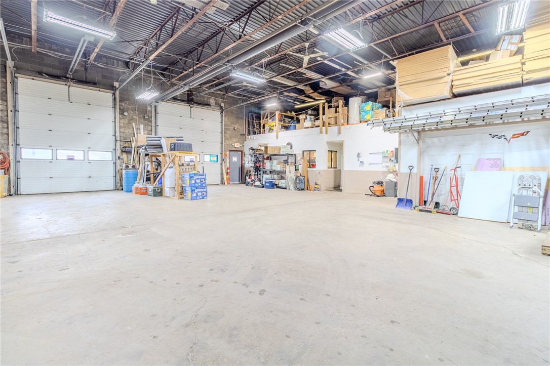 E Pittsburgh, Pennsylvania 15112, United States, ,Commercial,Active,256666