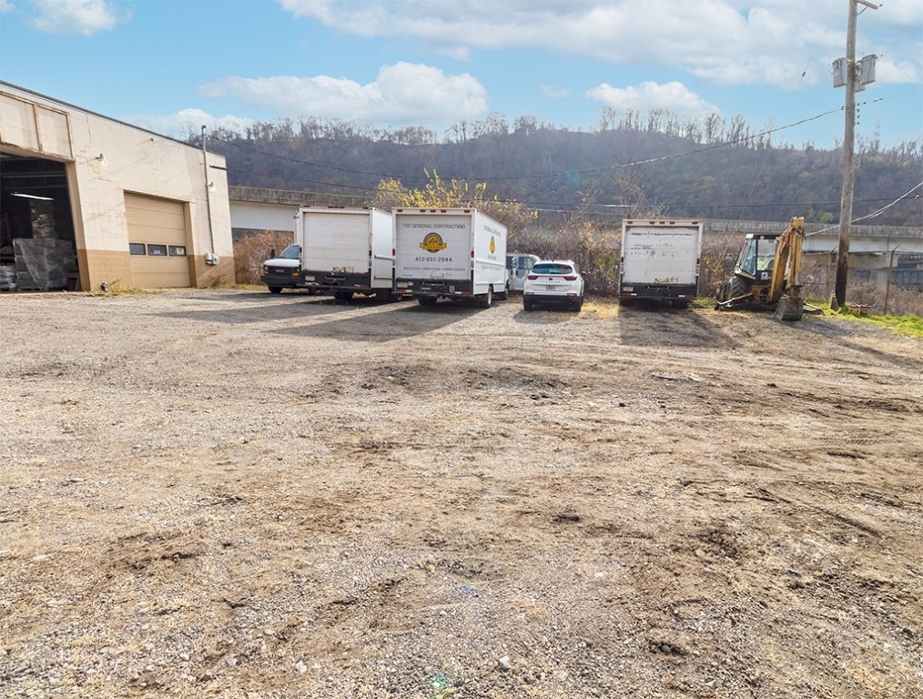 E Pittsburgh, Pennsylvania 15112, United States, ,Commercial,Active,256666