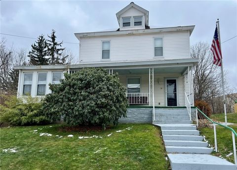 Photo of 78 Welcome St, Fredericktown, PA 15333 (MLS # 1733637)