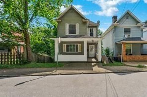 Photo of 403 Beaver Street, Leetsdale, PA 15056 (MLS # 1761432)