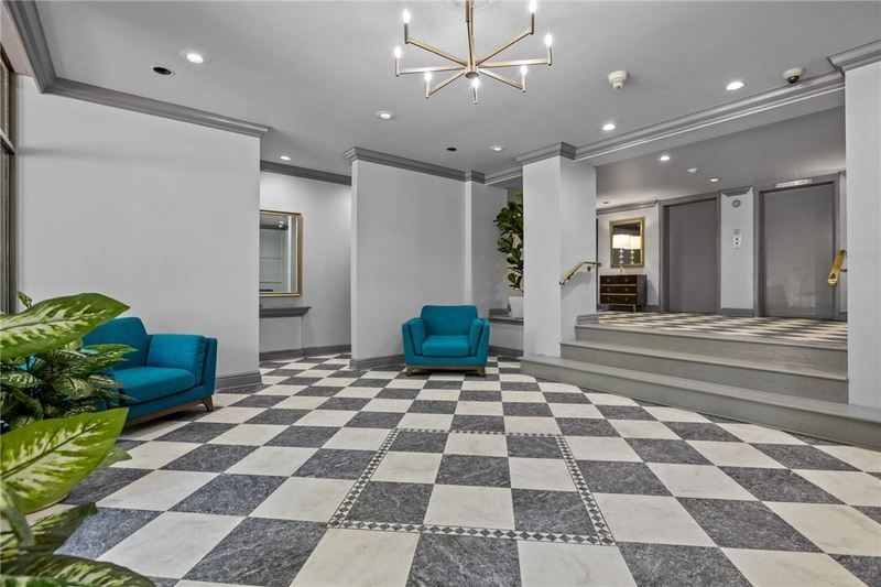 201 Grant St 412