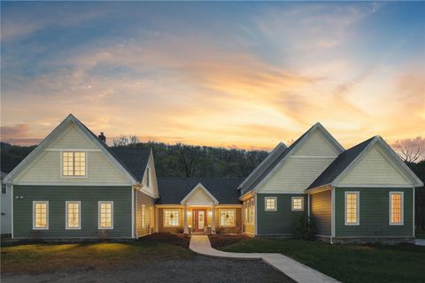 690 Main Street Vintondale PA 15961