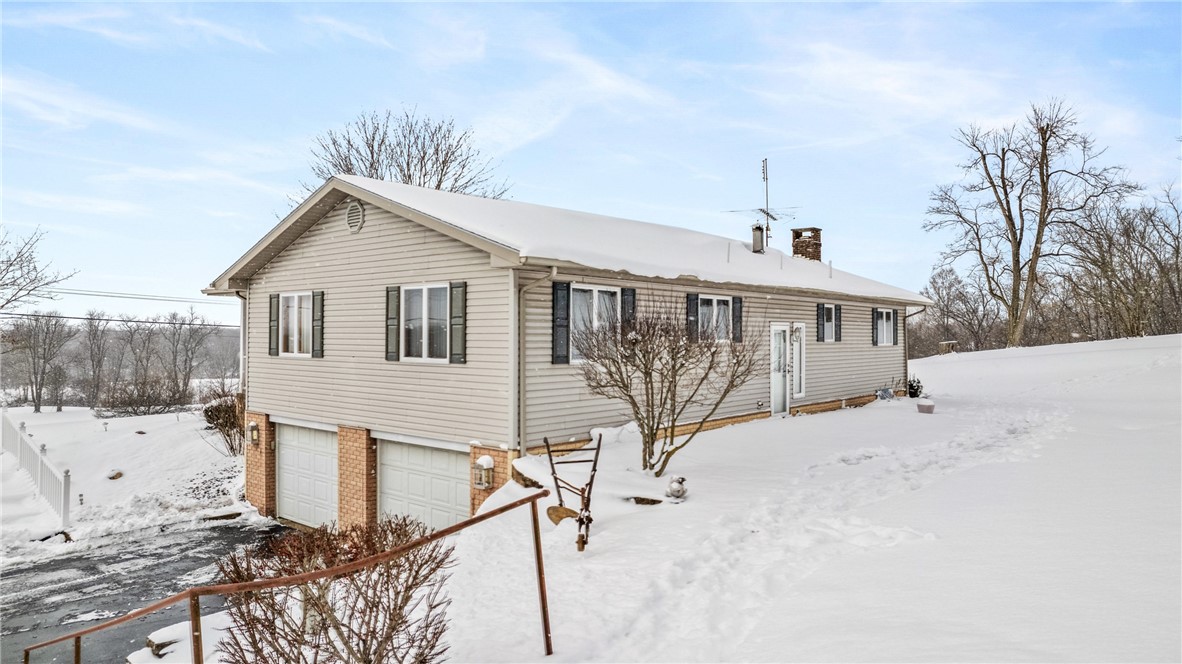 Shenango-Cra, Pennsylvania 16134, United States, 3 Bedrooms Bedrooms, ,2 BathroomsBathrooms,Residential,Contingent,29254