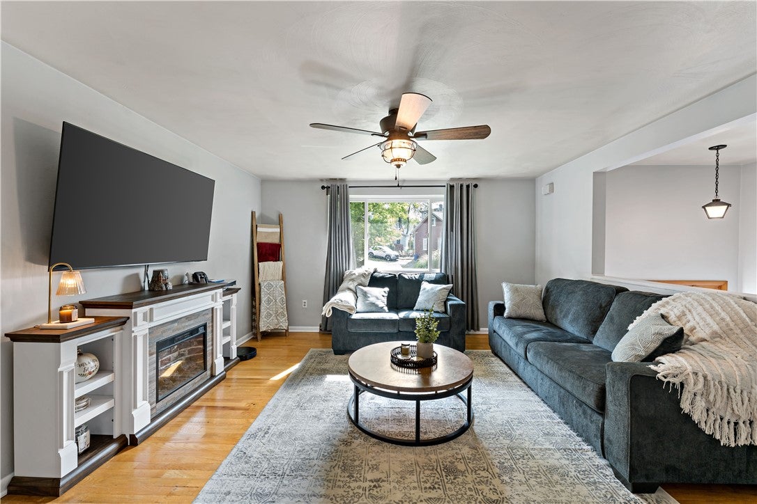 307 Mercer Rd