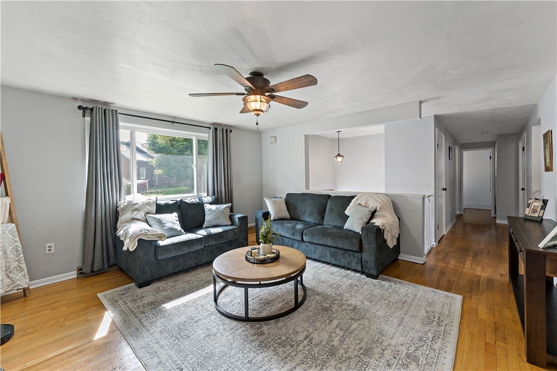 307 Mercer Rd