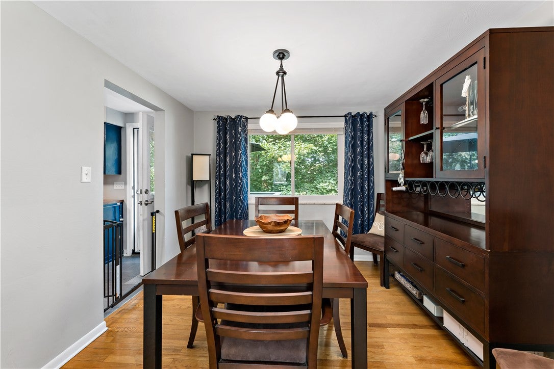 307 Mercer Rd