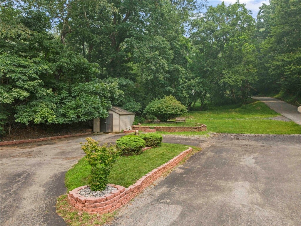 2560 Fairmount Church Rd