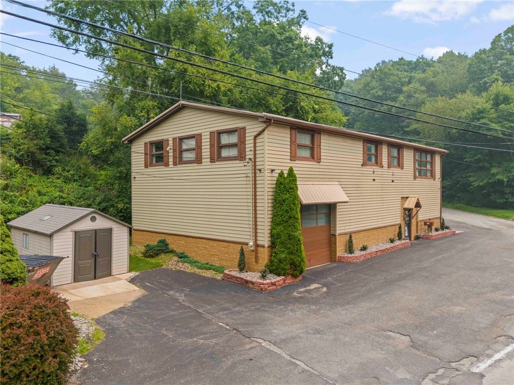 2560 Fairmount Church Rd